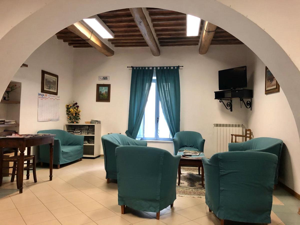 Residenza Gens Petilia - Nuova Gestione Hotel Pitigliano