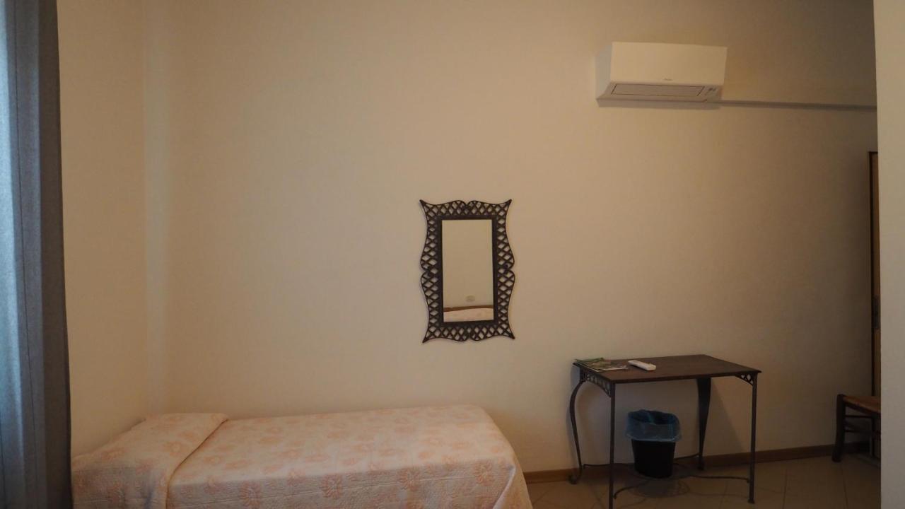 Casa Per Ferie Gens Petilia 3*